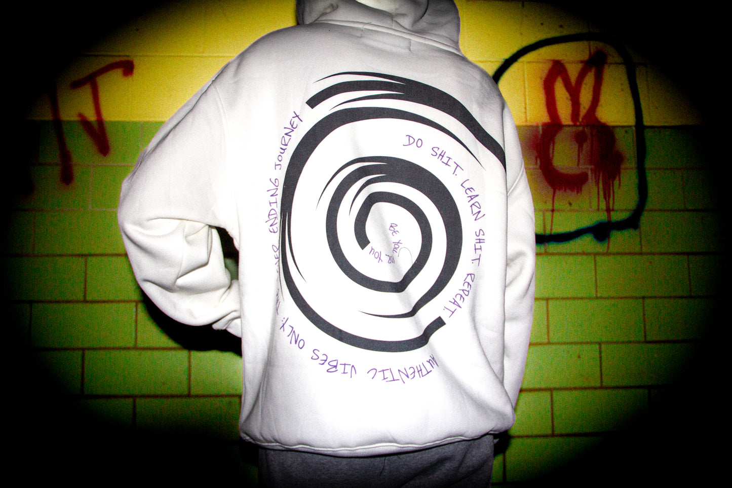 A.V.O Journey Hoodie White & Amethyst